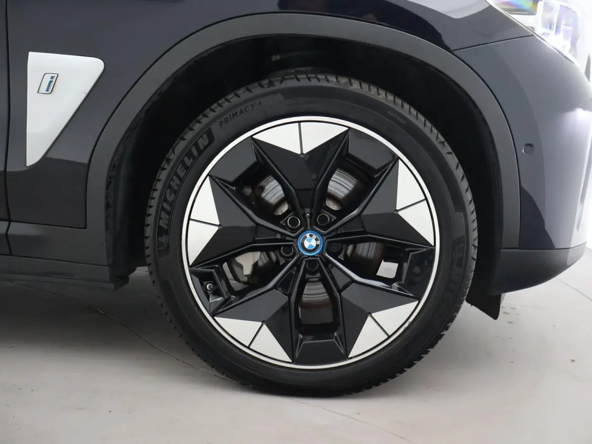 HIGH EXECUTIVE 80 kWh + TREKHAAK | PANORAMA | 360 CAMERA | ADAPTIVE CRUISE | SFEERVERLICHTING