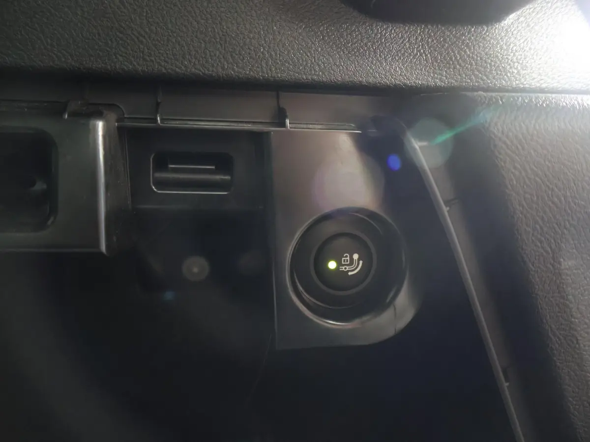 HIGH EXECUTIVE 80 kWh + TREKHAAK | PANORAMA | 360 CAMERA | ADAPTIVE CRUISE | SFEERVERLICHTING