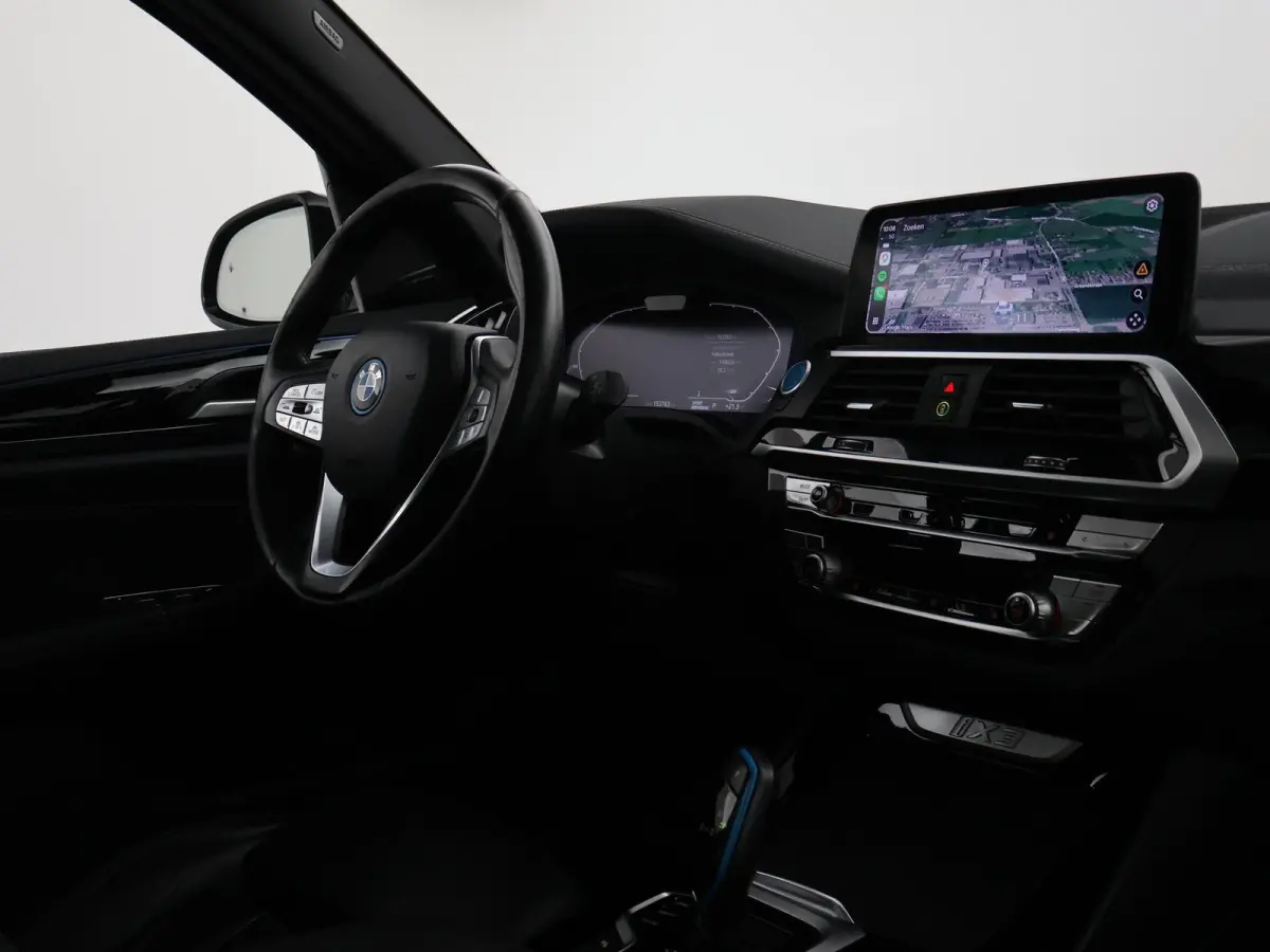 HIGH EXECUTIVE 80 kWh + TREKHAAK | PANORAMA | 360 CAMERA | ADAPTIVE CRUISE | SFEERVERLICHTING