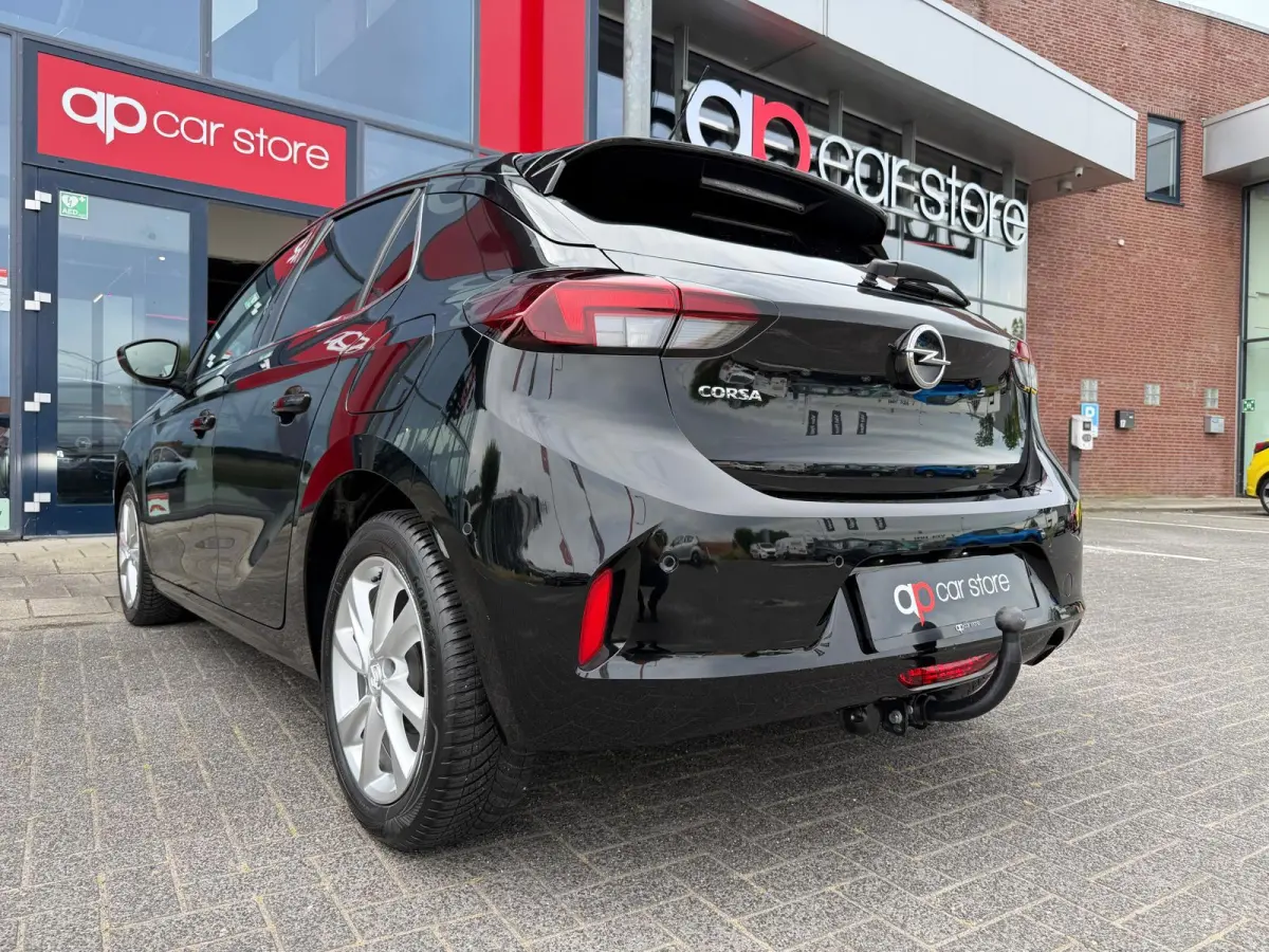 1.2 Elegance | LED | 360 Camera | Parksens | Carplay | Stoelverwarming | Dode hoek sensor | Trekhaak | Leder |