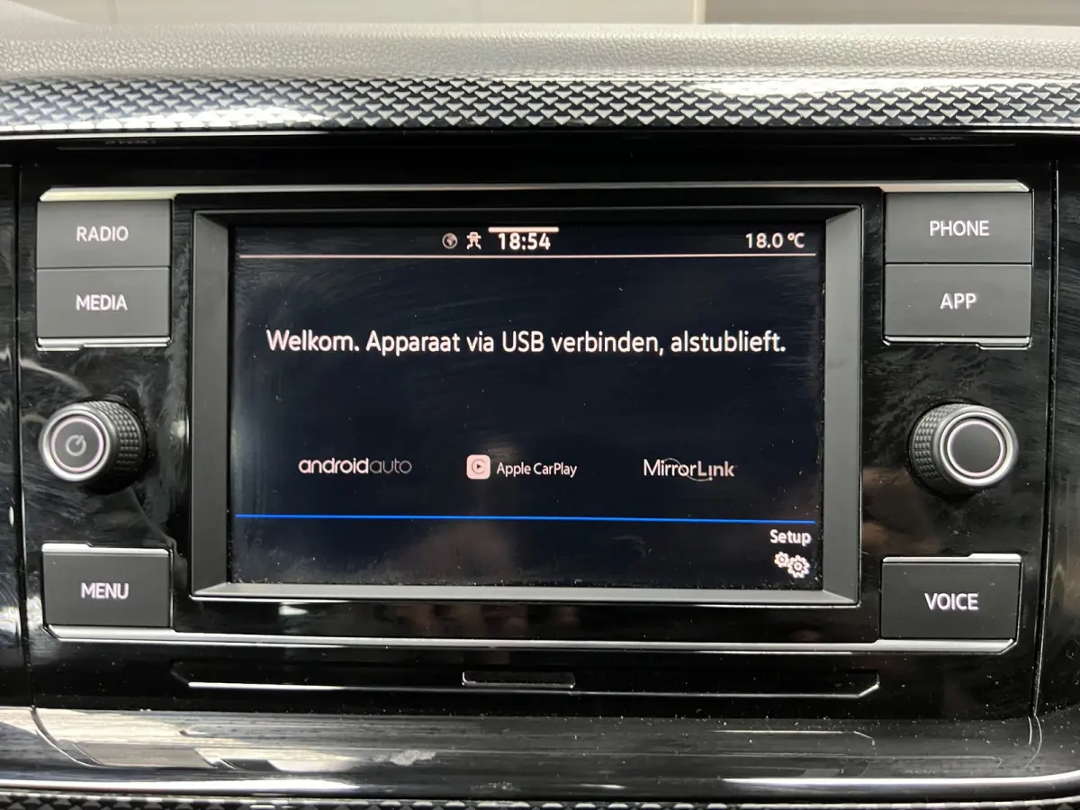 1.0 TSI Life | Cockpit | 1ste eigenaar | Carplay | PDC