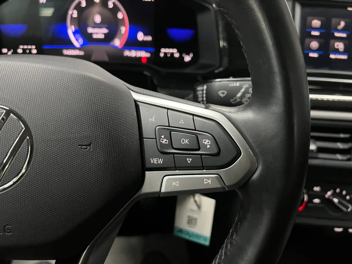 1.0 TSI Life | Cockpit | 1ste eigenaar | Carplay | PDC