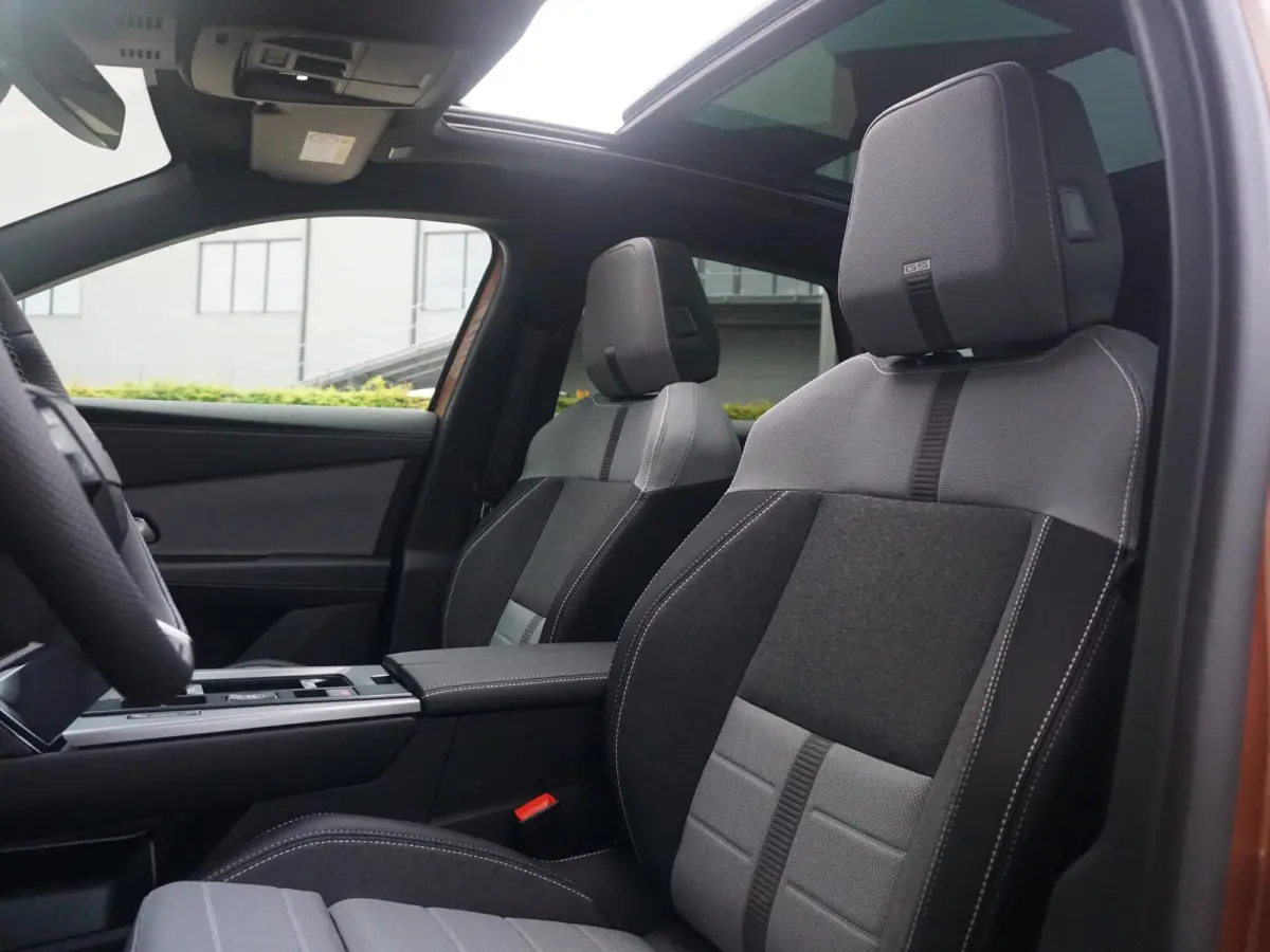 1.6 Turbo Plug-in-Hybrid Business Edition Panoramadak