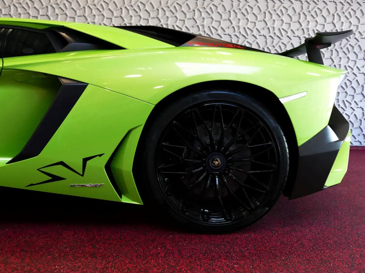 6.5 V12 LP750-4 SV SUPERVELOCE VERDE ITHACA INKL. VAT