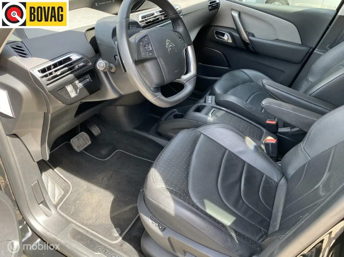 1.2 PureTech Shine volleer massage navigatie automaat