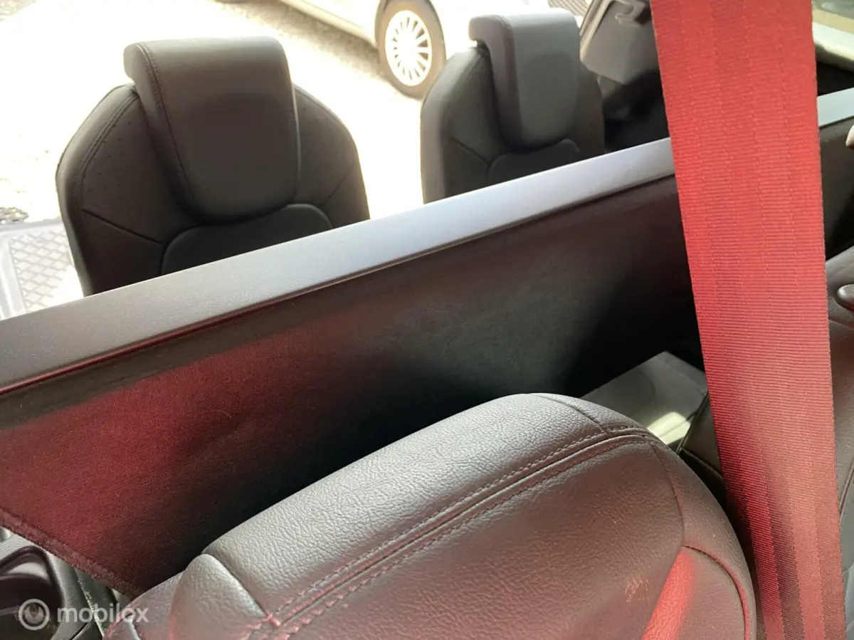 1.2 PureTech Shine volleer massage navigatie automaat