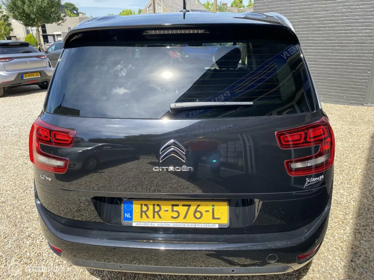 1.2 PureTech Shine volleer massage navigatie automaat