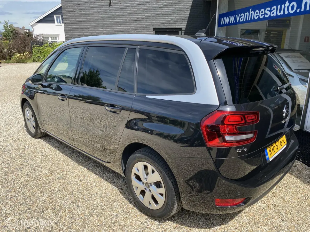 1.2 PureTech Shine volleer massage navigatie automaat