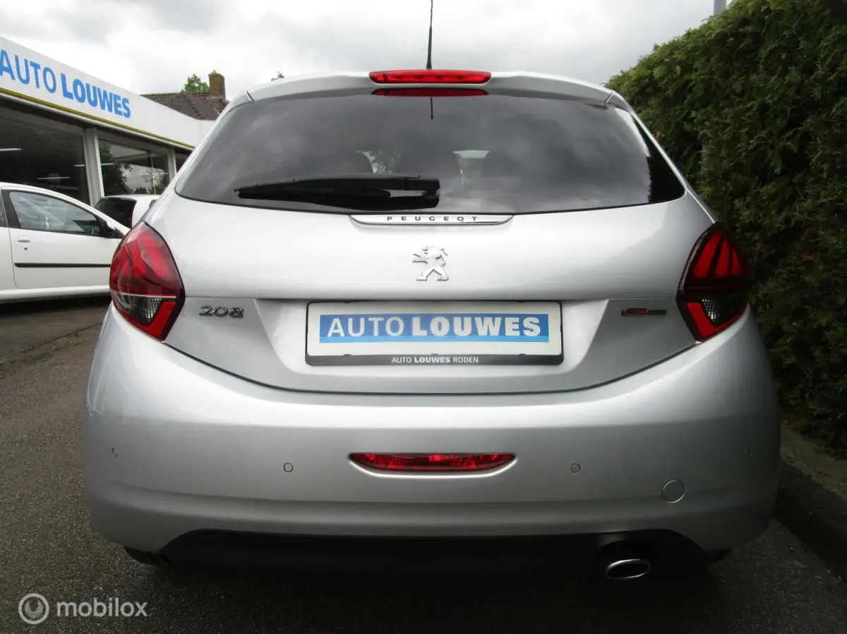1.2 110 PK GT-Line - 5-Deurs