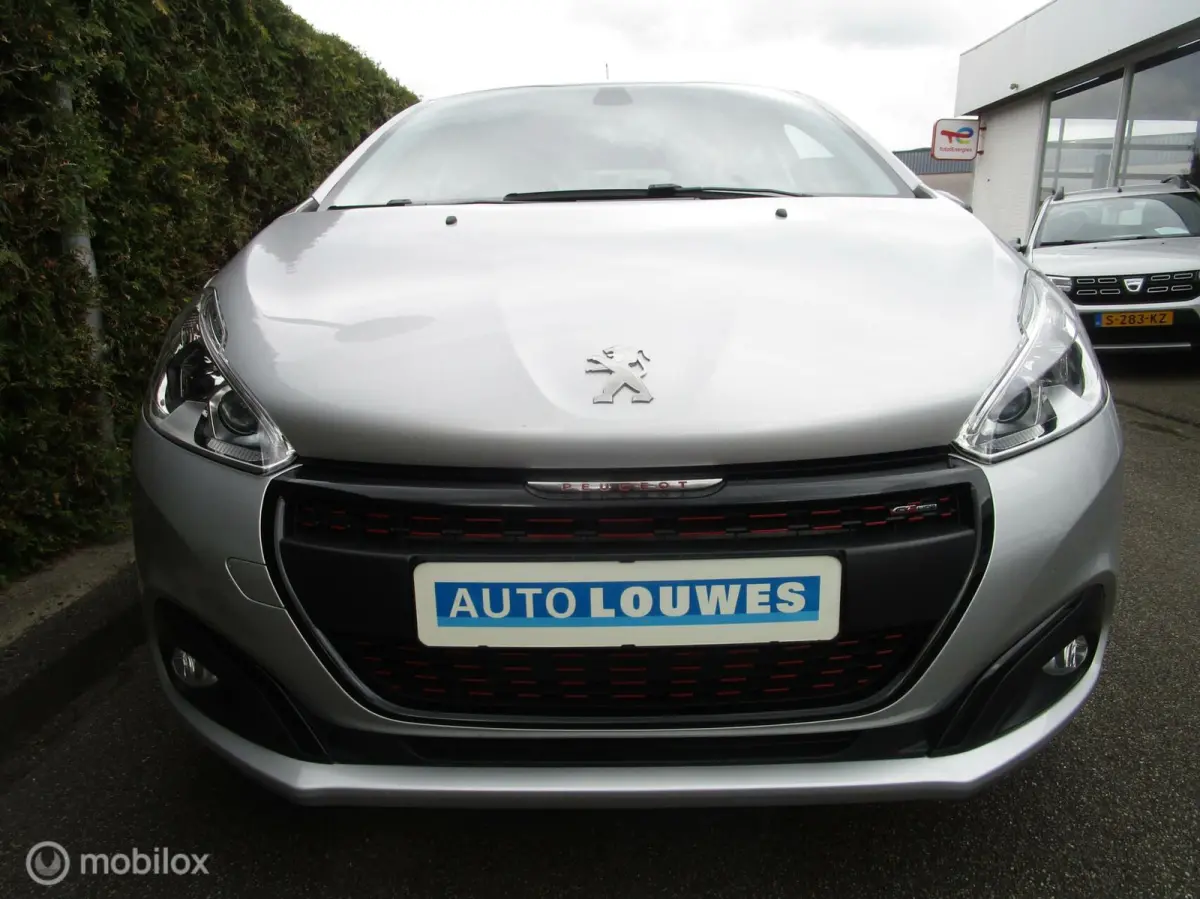 1.2 110 PK GT-Line - 5-Deurs