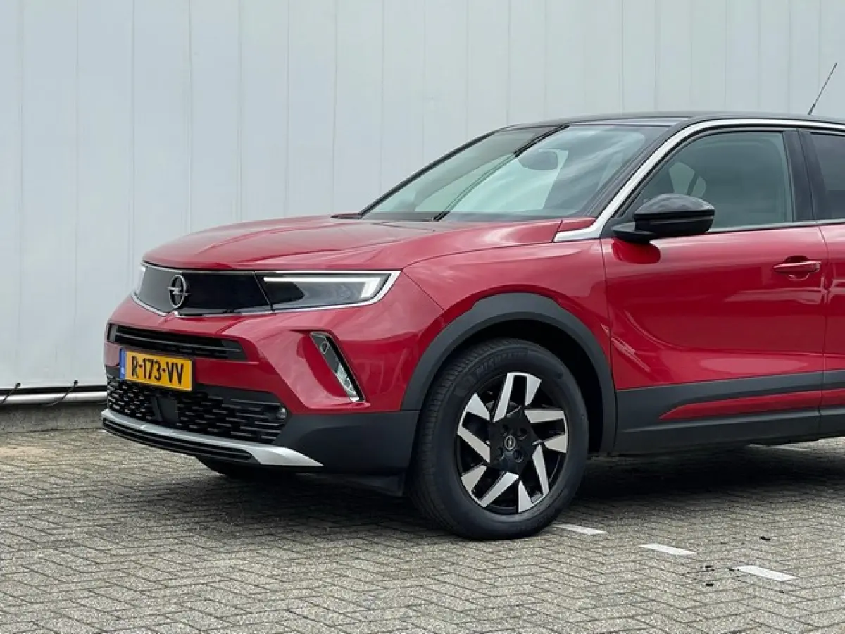 1.2 Turbo Business Elegance met 10-inch Navigatie, Keyless, Camera