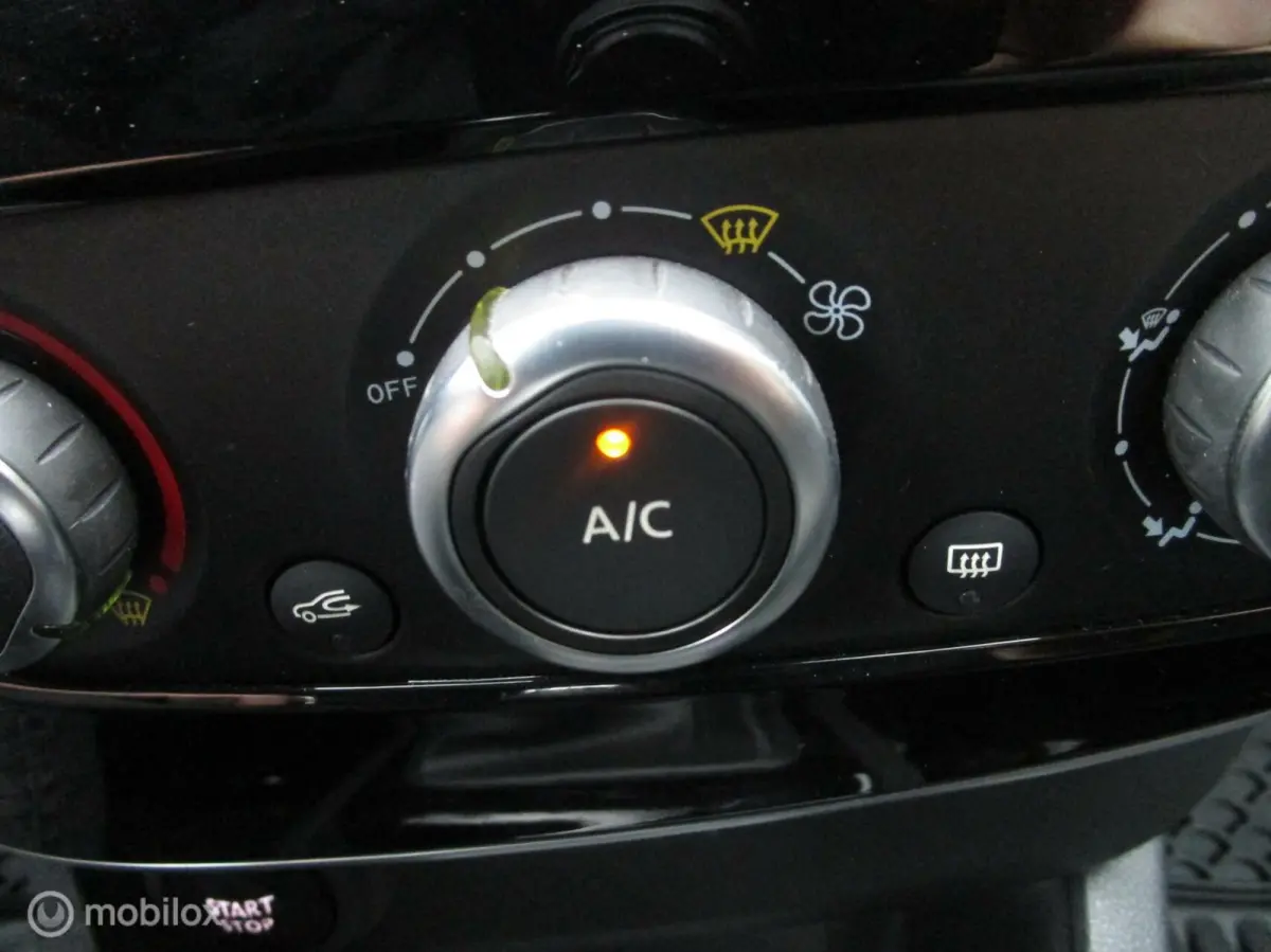 0.9 TCe 5-DEURS - Navigatie - Stoelverwarming