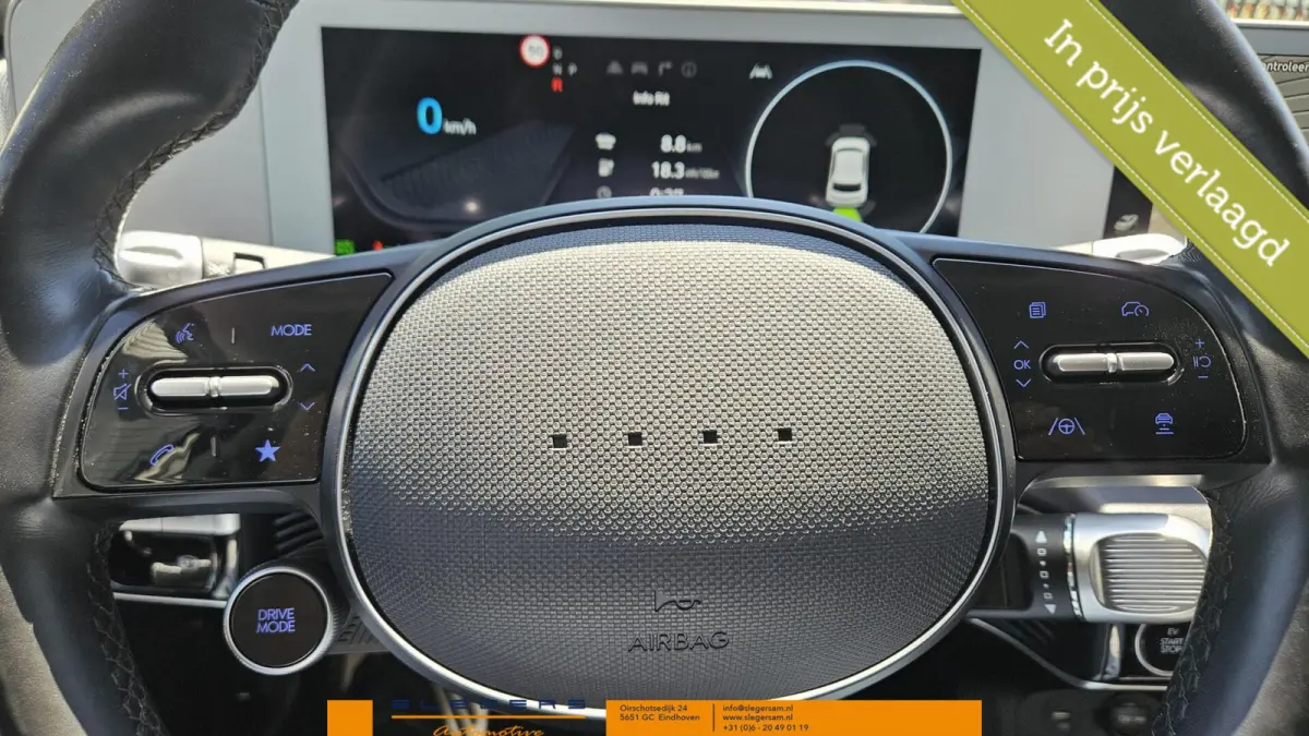 Lounge Techniq +Uniq pakket Bose Leer Head up