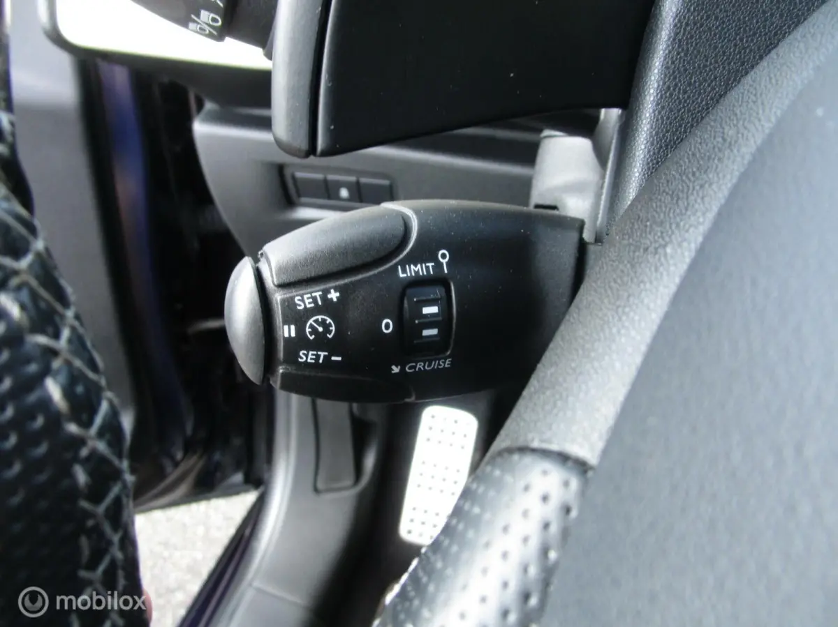 1.2 PureTech Café Racer AUTOMAAT