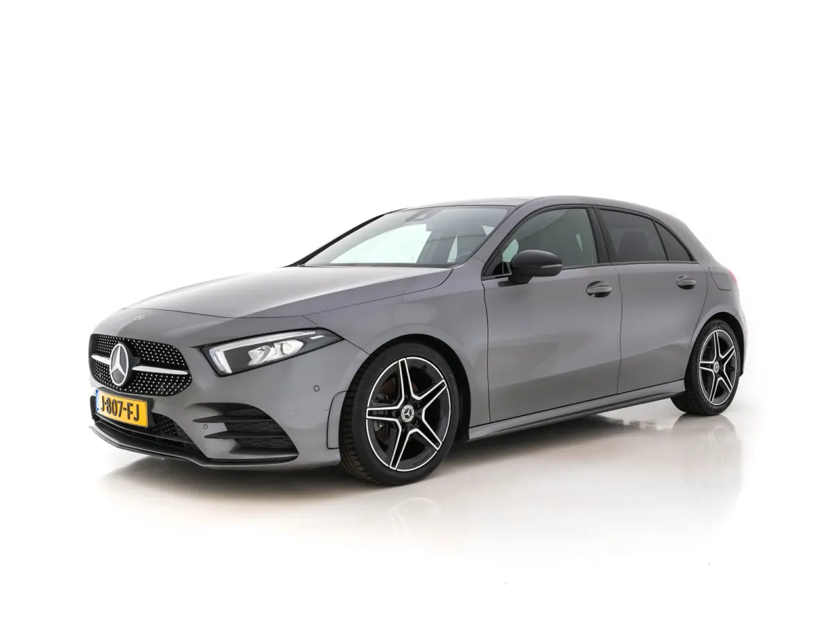 180 AMG-Line Business Solution *PANO | LEATHER-MICROFIBRE | WIDESCREEN-COCKPIT | FULL-LED | CAMERA | ECC | PDC | CRUISE | HEATED-SPORTSEATS | PRIVACY-GLASS | 18"ALU*