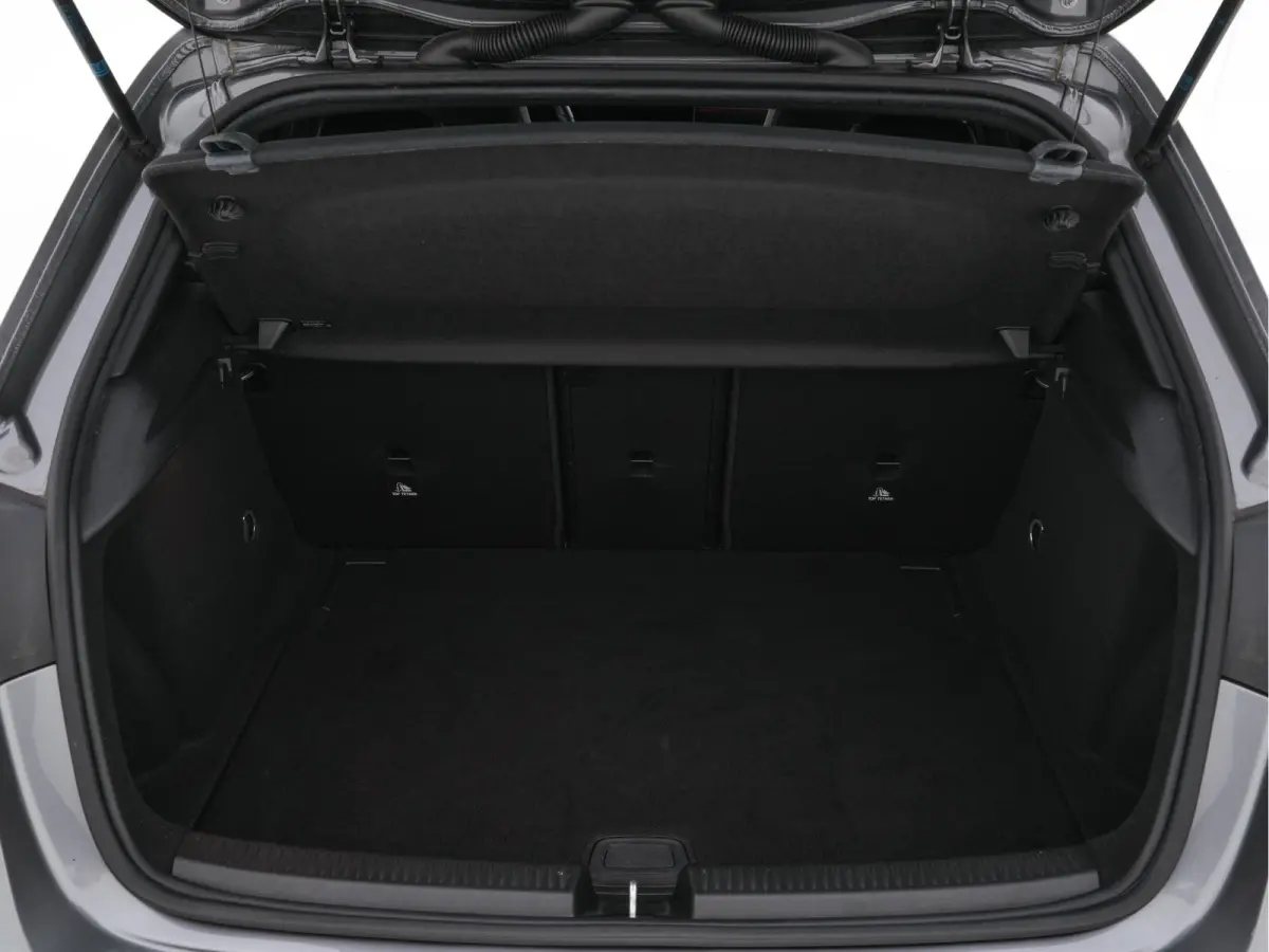 180 AMG-Line Business Solution *PANO | LEATHER-MICROFIBRE | WIDESCREEN-COCKPIT | FULL-LED | CAMERA | ECC | PDC | CRUISE | HEATED-SPORTSEATS | PRIVACY-GLASS | 18"ALU*