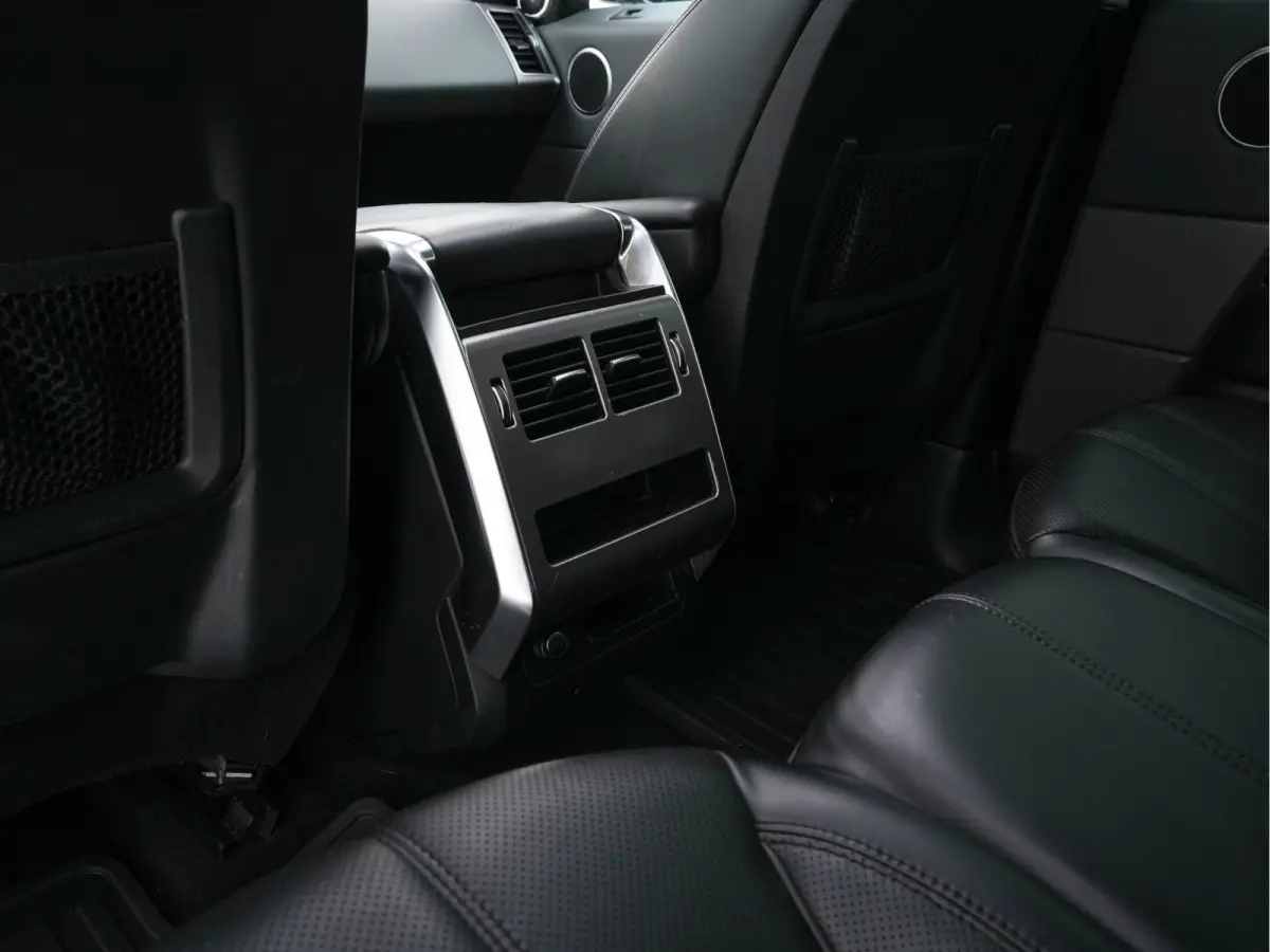 3.0 TDV6 HSE Dynamic [ 7-Pers ] Aut. *PANO | LEATHER | BI-XENON | NAVI-FULLMAP | CAMERA | CRUISE | HEAD-UP | MEMORY-PACK | HEATED-COMFORTSEATS | PRIVACY-GLASS | SHIFT-PADDLES | TOWBAR | 20"A