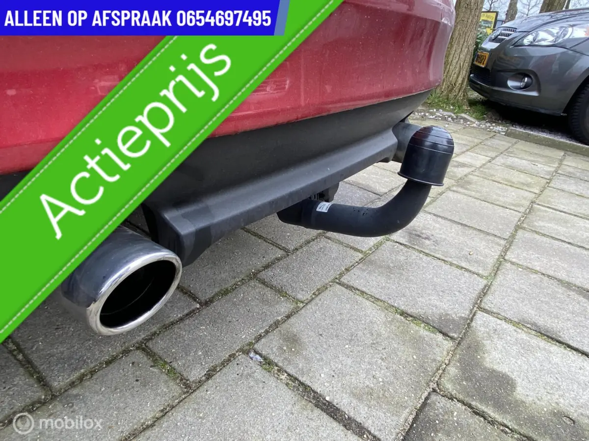 3.0d LICHTE ZIJSCHADE LINKS
