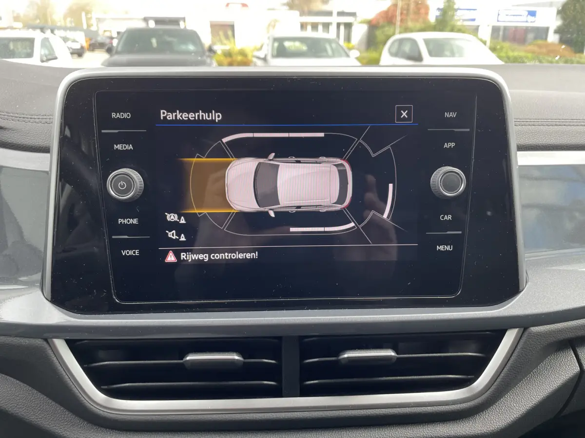 1.0 TSI Style - IQ.Light - Assist Plus -