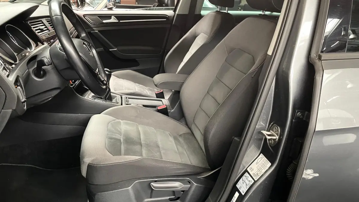 7.5 FACELIFT 1.5 TSI 150PK R-LINE Highline NAVI MATRIX LED