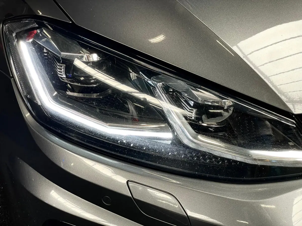 7.5 FACELIFT 1.5 TSI 150PK R-LINE Highline NAVI MATRIX LED