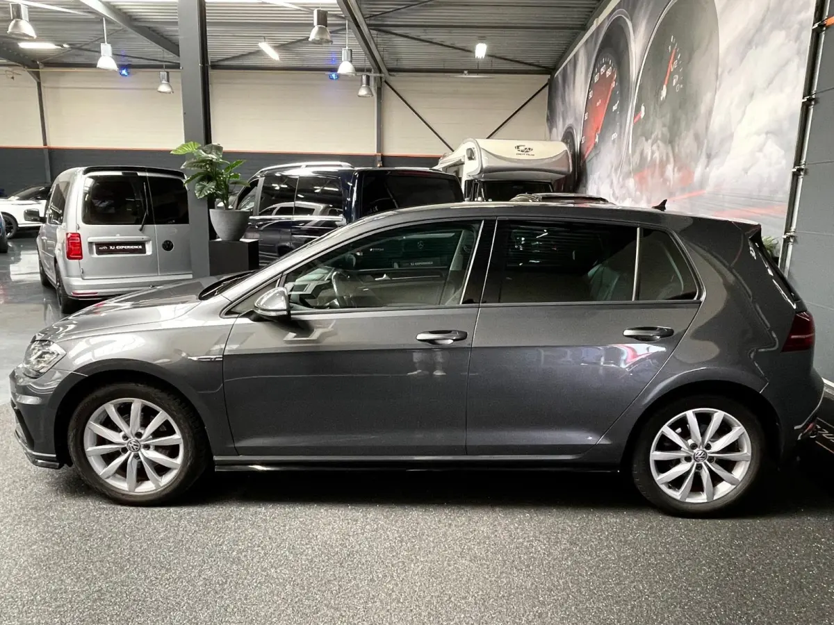7.5 FACELIFT 1.5 TSI 150PK R-LINE Highline NAVI MATRIX LED