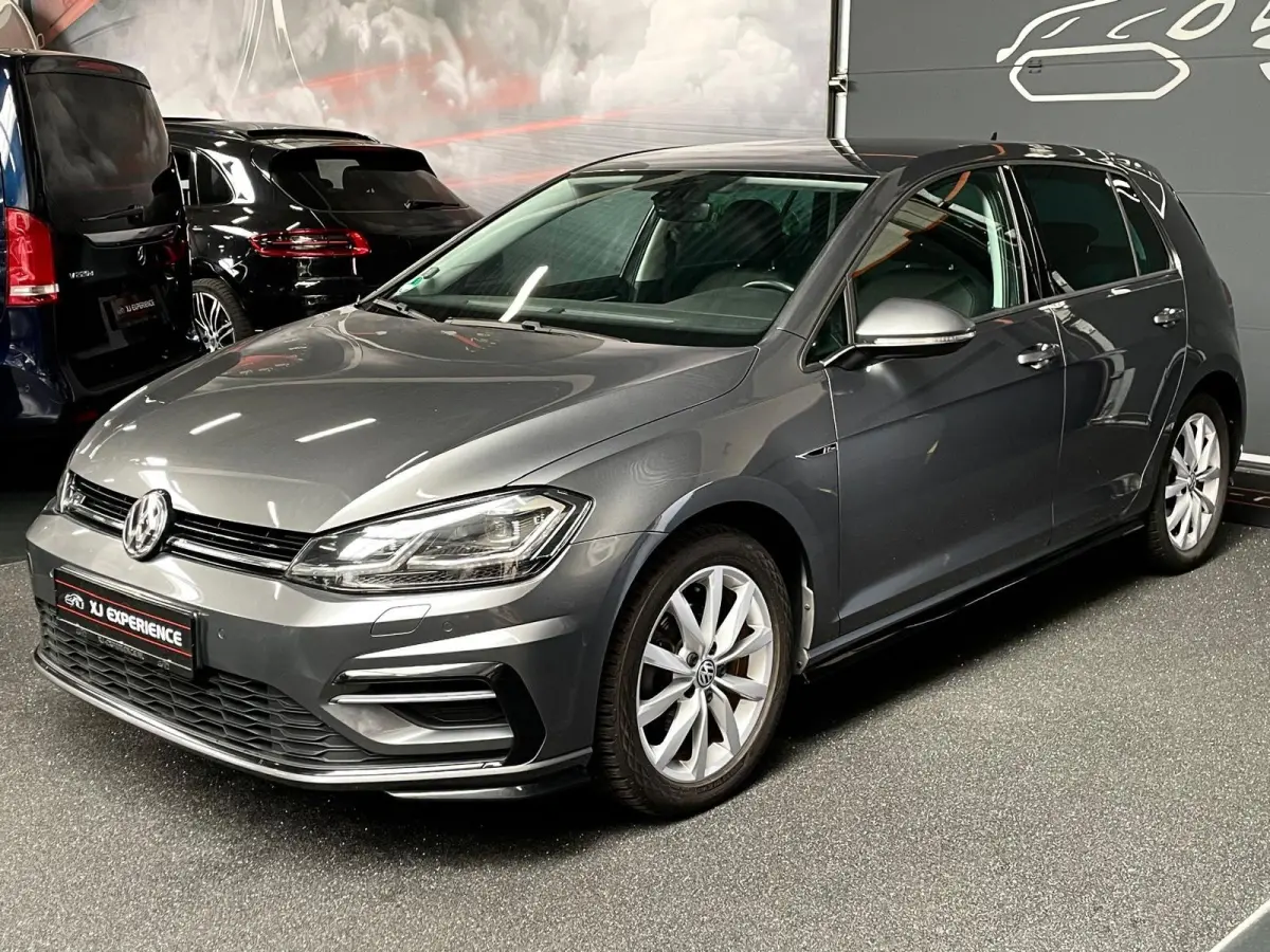 7.5 FACELIFT 1.5 TSI 150PK R-LINE Highline NAVI MATRIX LED