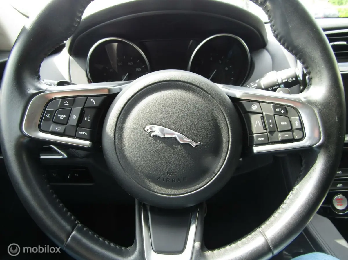 2.0t AWD R-Sport | Trekhaak, Winterpakket