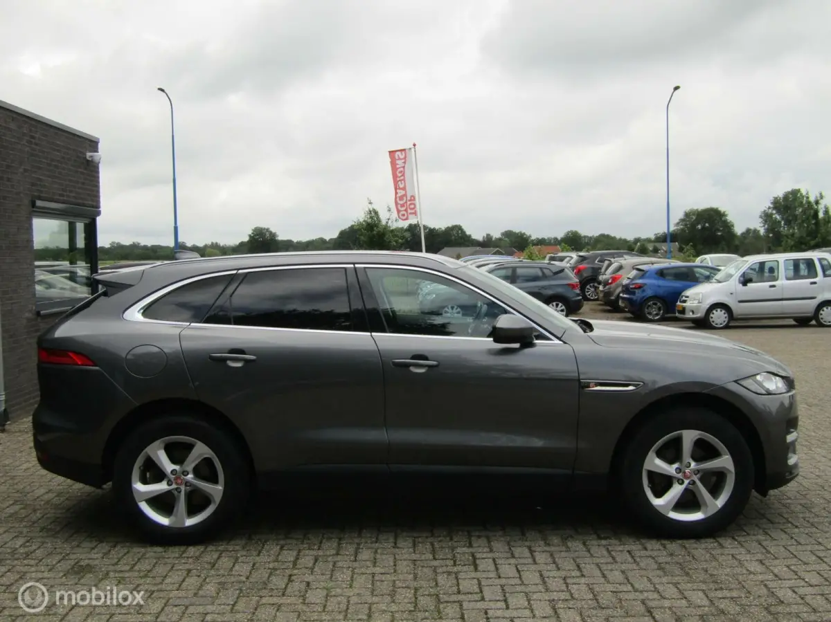 2.0t AWD R-Sport | Trekhaak, Winterpakket