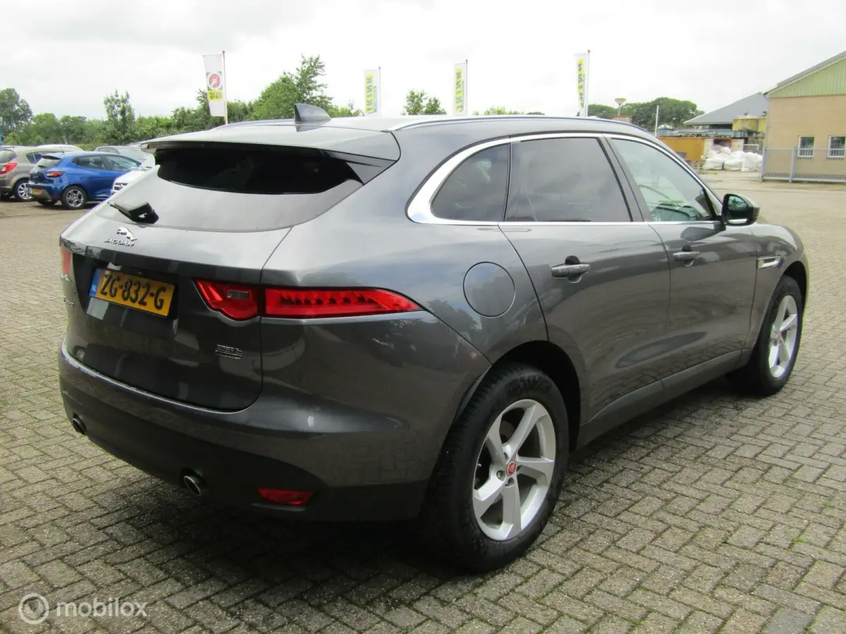 2.0t AWD R-Sport | Trekhaak, Winterpakket