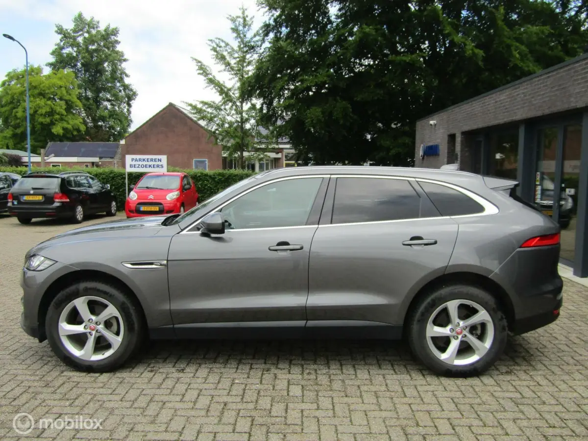 2.0t AWD R-Sport | Trekhaak, Winterpakket