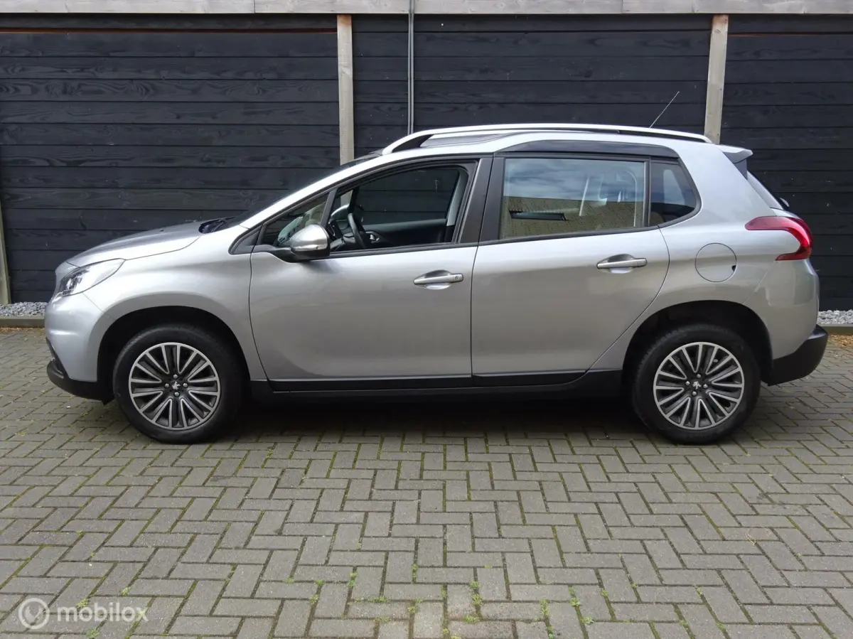 1.2 Airco / FM nav / Carkit / 4 seizoen banden / 82.389 KM!!!