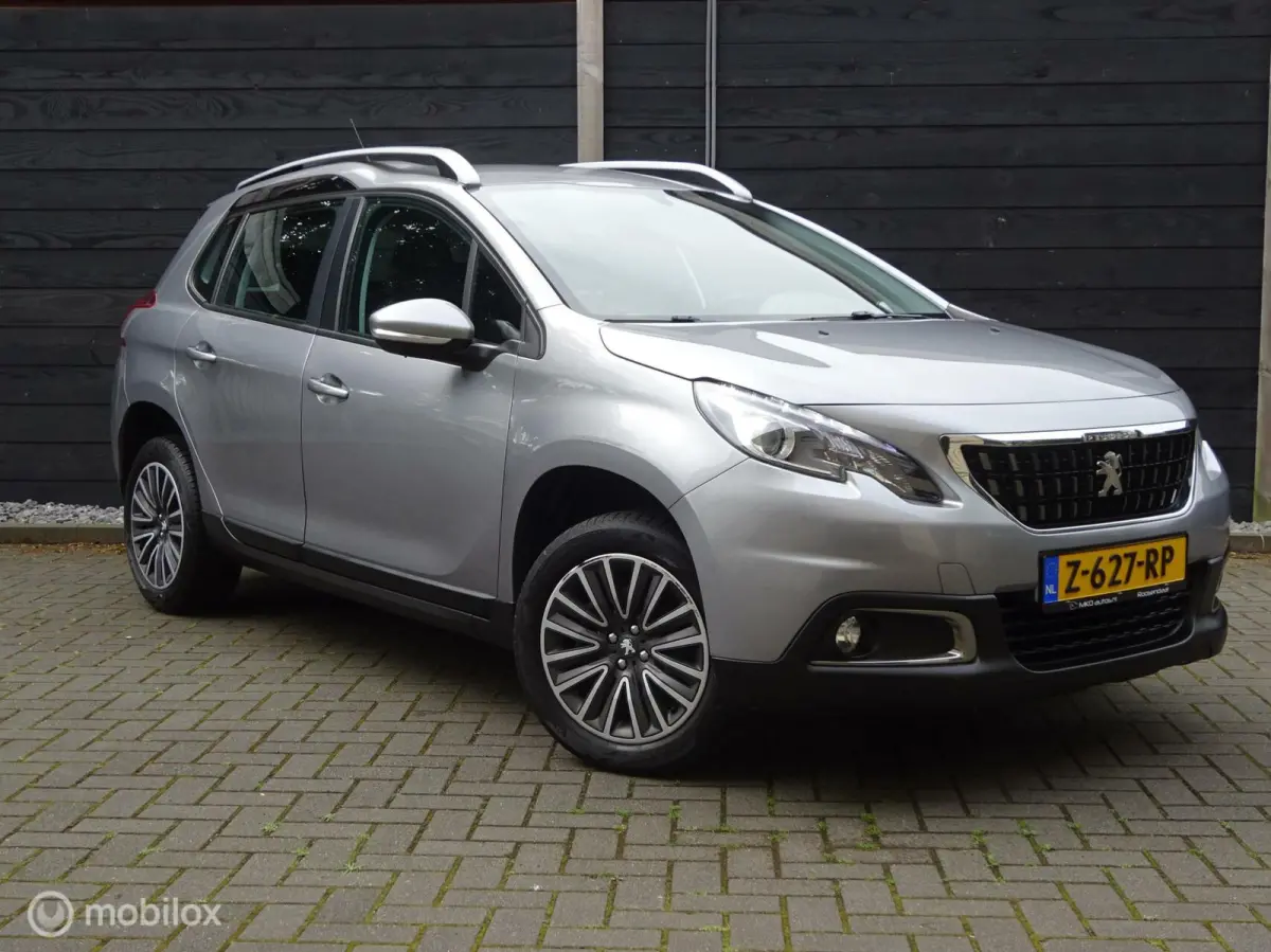 1.2 Airco / FM nav / Carkit / 4 seizoen banden / 82.389 KM!!!