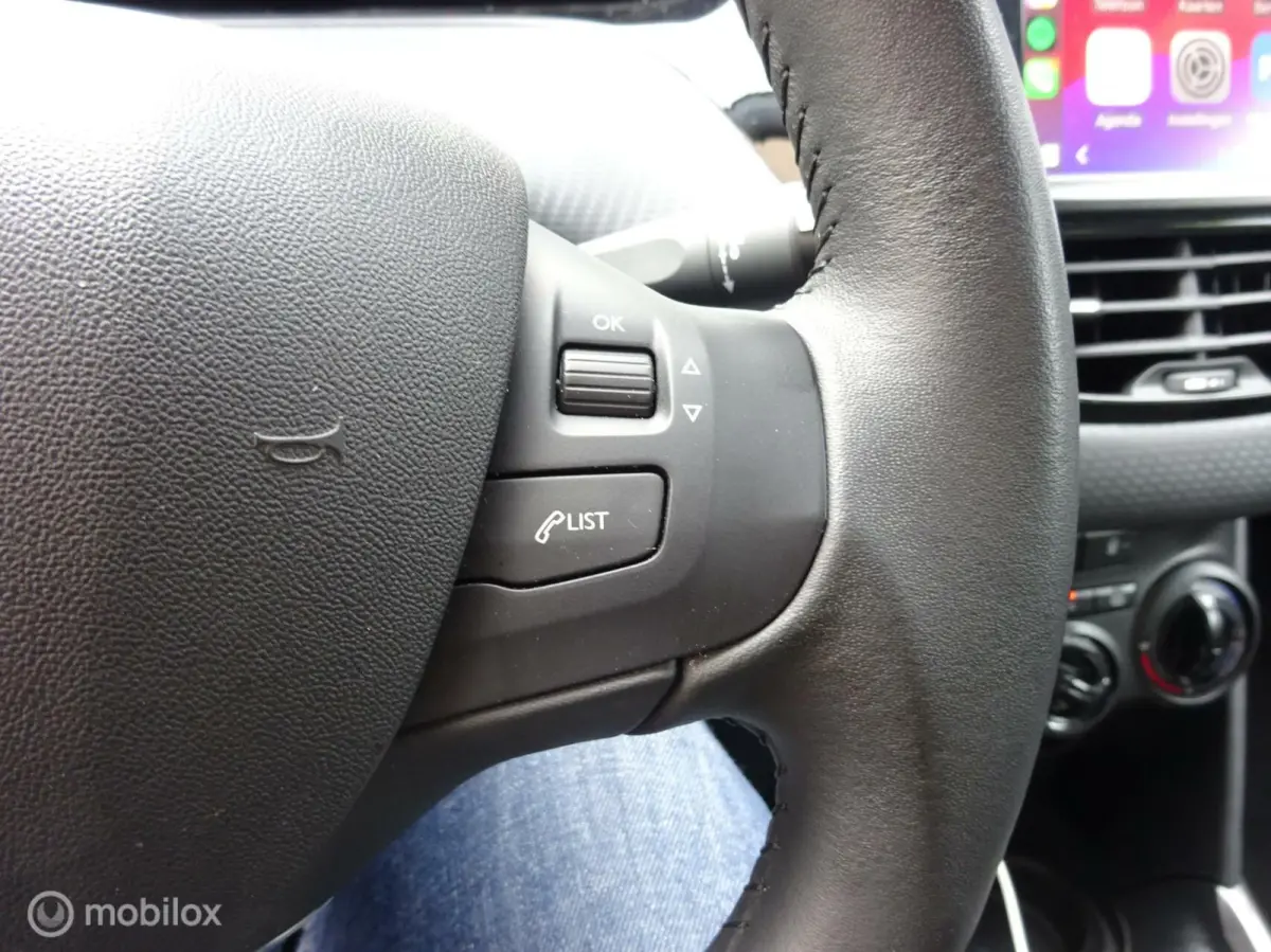 1.2 Airco / FM nav / Carkit / 4 seizoen banden / 82.389 KM!!!
