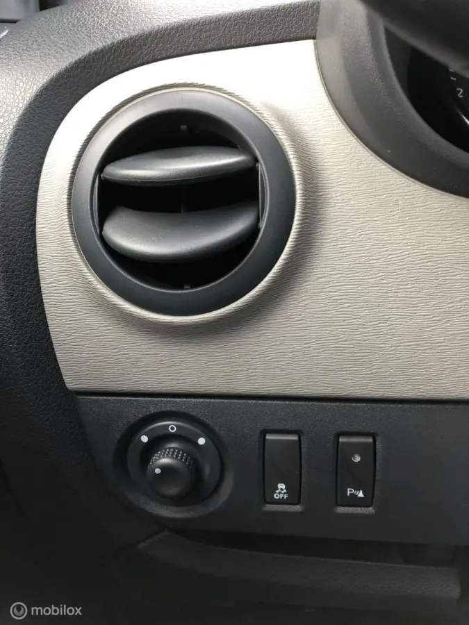 Bestel 1.2 TCE 58.000KM Benzine Airco Dakrail Schuifdeur Trekhaak