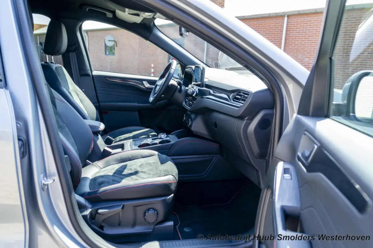 2.5 PHEV e-CVT ST-Line X