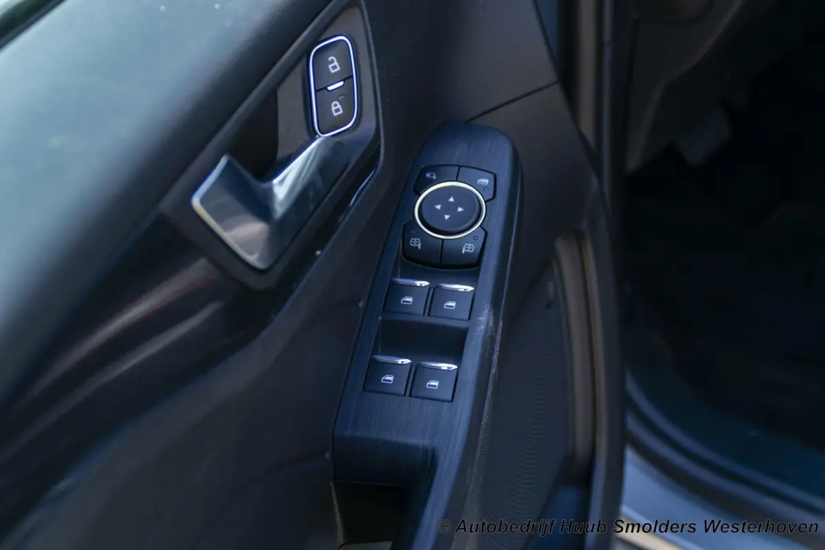 2.5 PHEV e-CVT ST-Line X