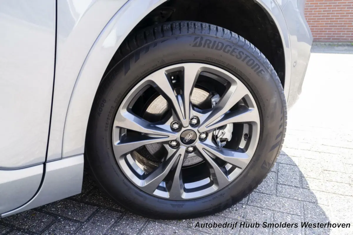 2.5 PHEV e-CVT ST-Line X