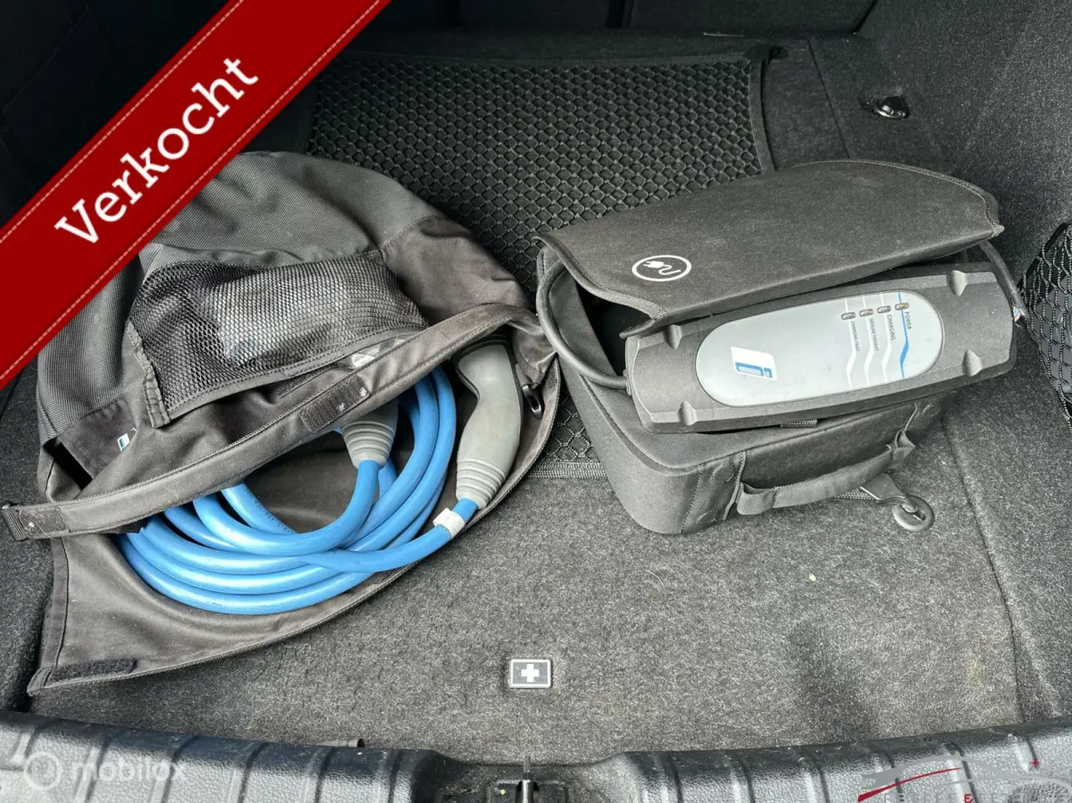 330e High Executive M-Sport, Leder,Nieuwe motor!