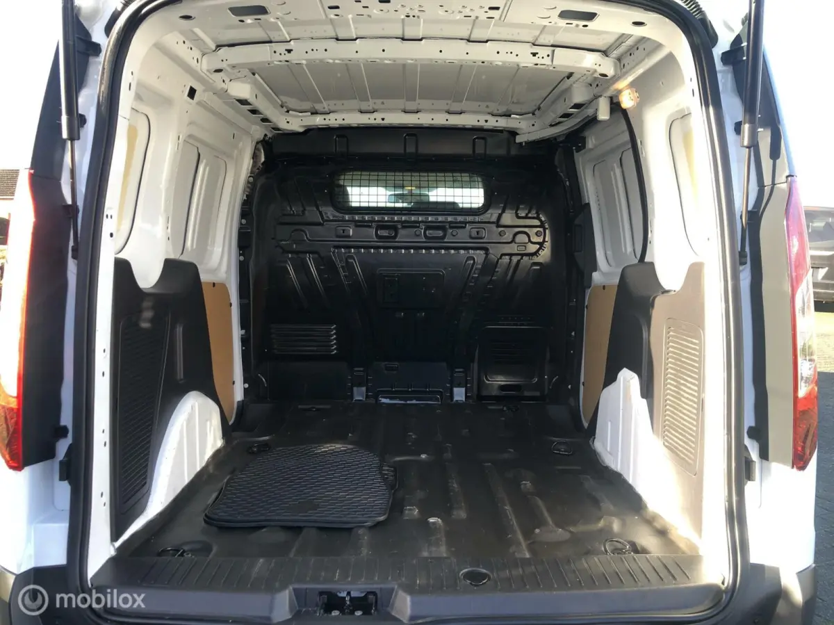 1.0 Ecoboost Benzine Ecoboost Airco 3-Zits Mstlamp Schuifdeur 1e Eignr Zeer nette staat!