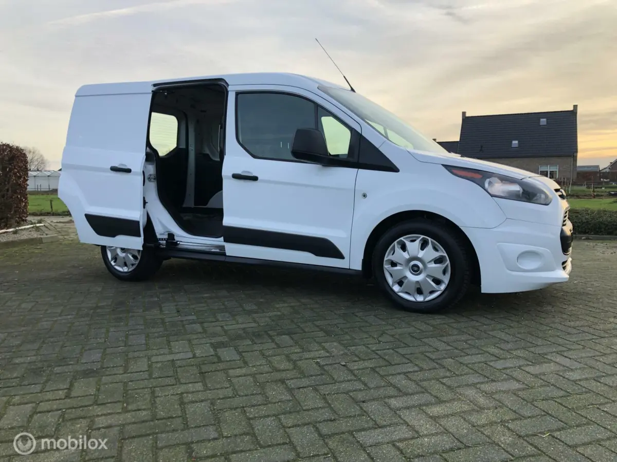 1.0 Ecoboost Benzine Ecoboost Airco 3-Zits Mstlamp Schuifdeur 1e Eignr Zeer nette staat!
