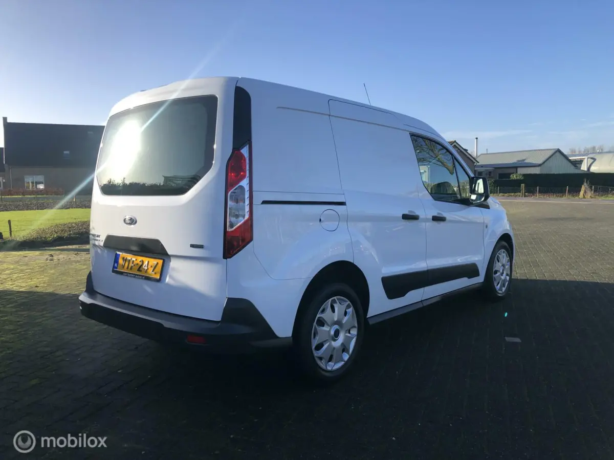 1.0 Ecoboost Benzine Ecoboost Airco 3-Zits Mstlamp Schuifdeur 1e Eignr Zeer nette staat!
