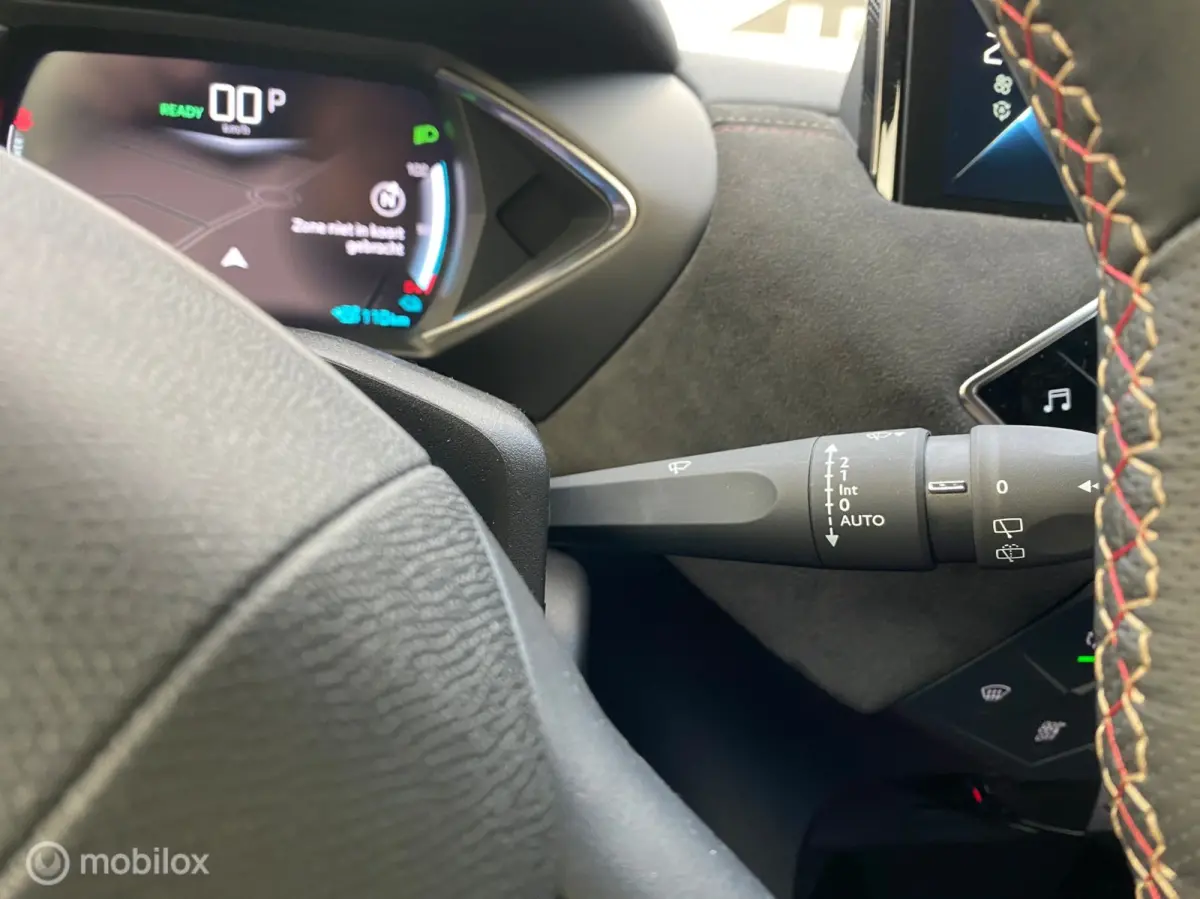 Performance Line head up, navigatie , keyless, carplay , 18 inch
