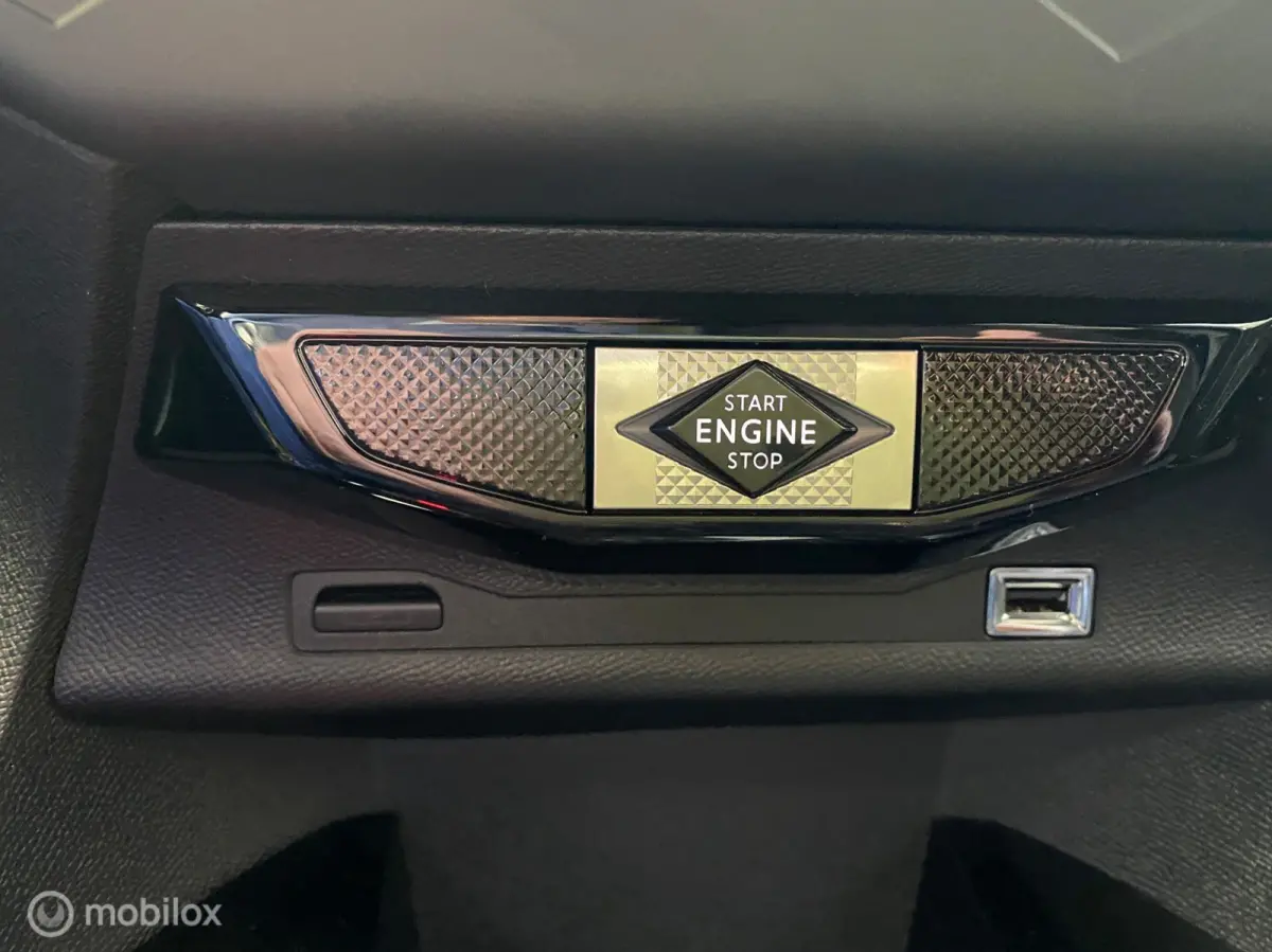 Performance Line head up, navigatie , keyless, carplay , 18 inch