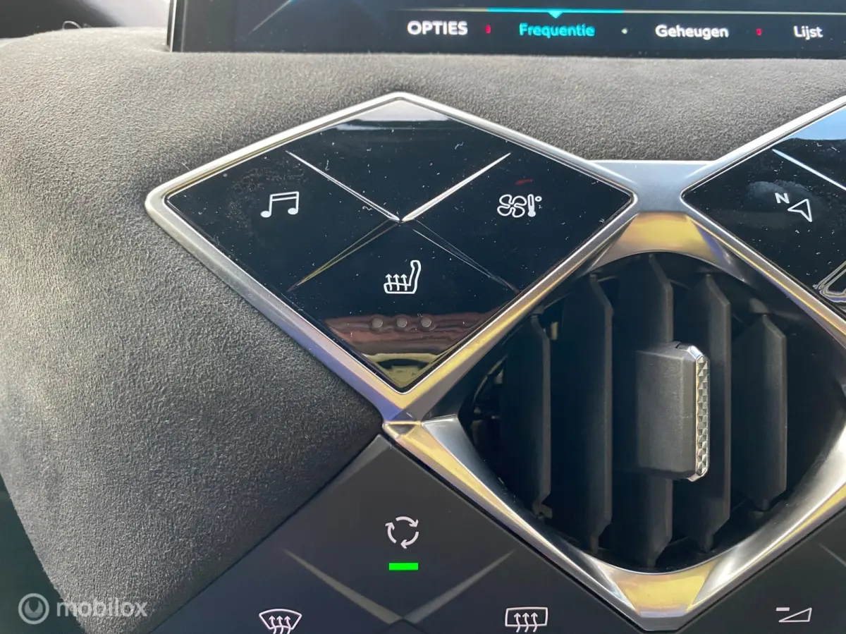 Performance Line head up, navigatie , keyless, carplay , 18 inch