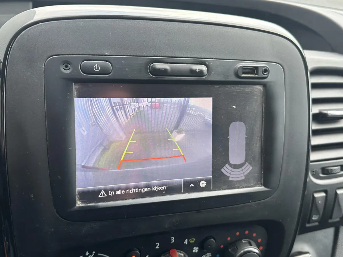 1.6 L1H1 SX*145PK*NAVI*A/C*CRUISE*3PERS*CAMERA*TEL
