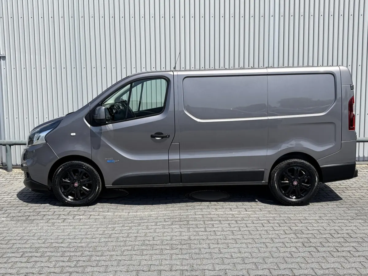 1.6 L1H1 SX*145PK*NAVI*A/C*CRUISE*3PERS*CAMERA*TEL