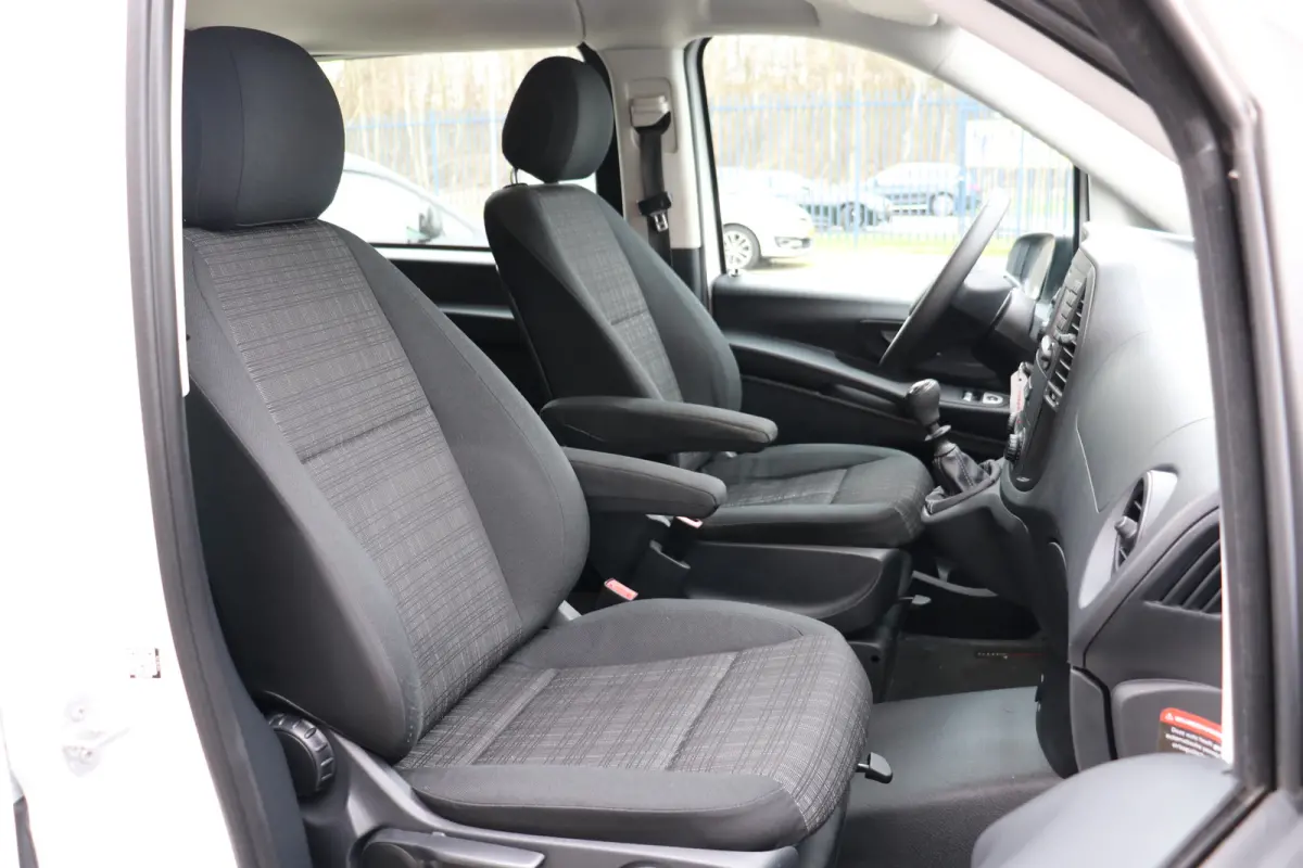 111 CDI Lang DC Comfort EX.BTW Lease v.a. 363,- pm