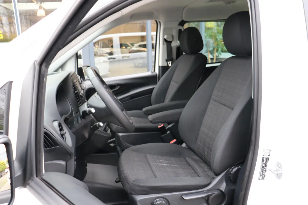 111 CDI Lang DC Comfort EX.BTW Lease v.a. 363,- pm