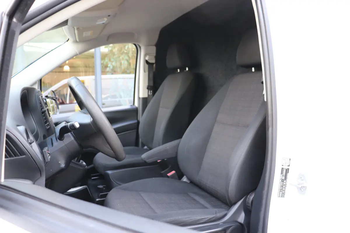 109 CDI EX.BTW Lease v.a. 219,- pm